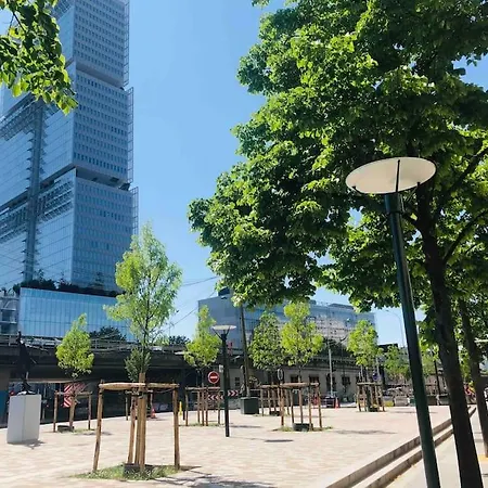 Porte De Apartment