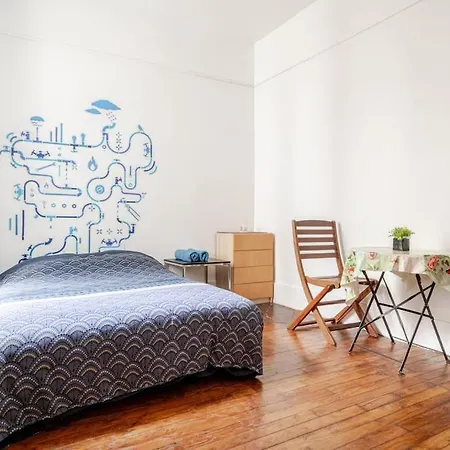 Porte De Apartment *