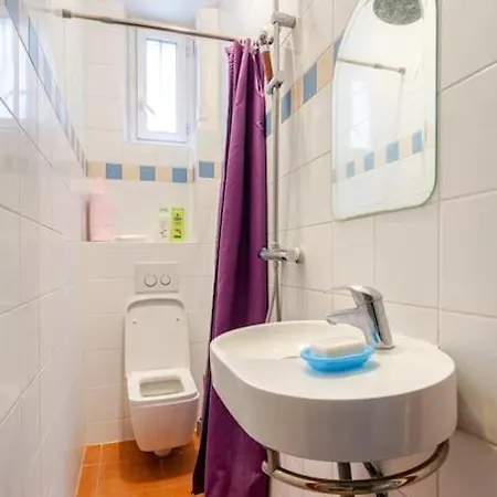 Apartment Porte De Clichy